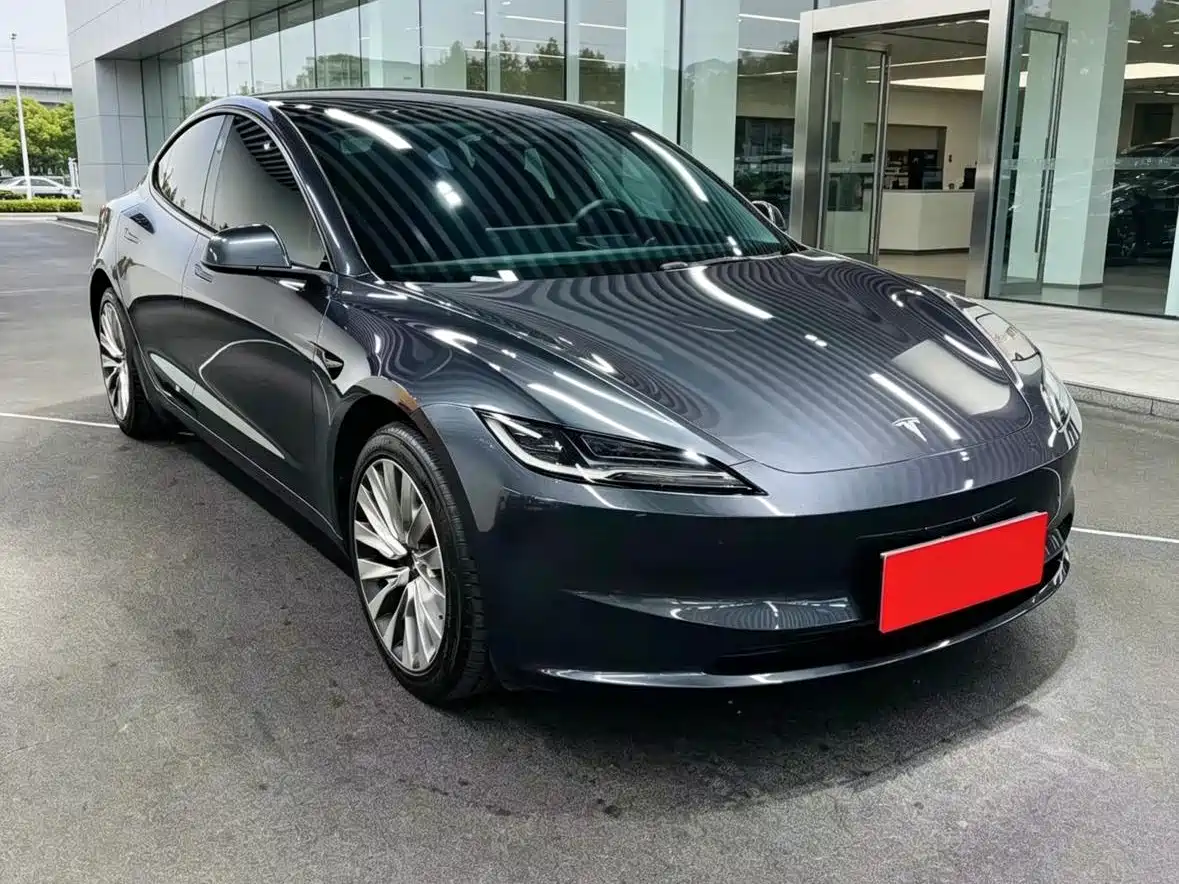Tesla Model 3 2025 2025 Model Rear-Wheel Drive Edition