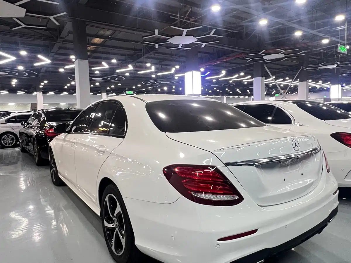 Mercedes-Benz E-Class 2018 E 200 Sport фото 3