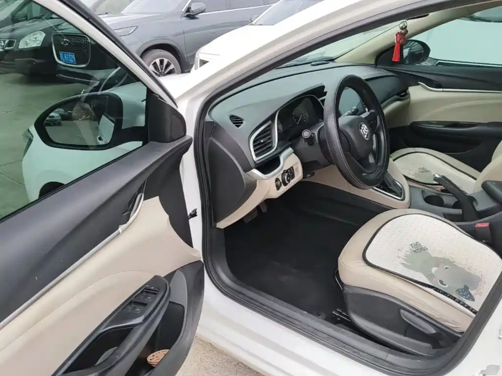 Фото 16 - Buick Excelle