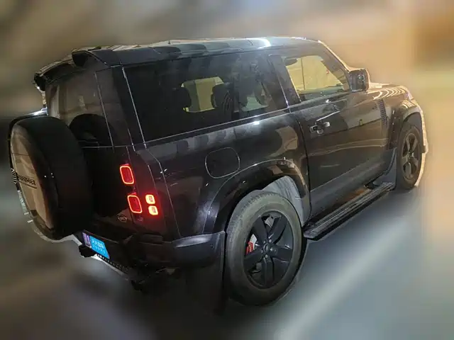 Land Rover Defender 2024 90 3.0T P400 HSE — фото 2