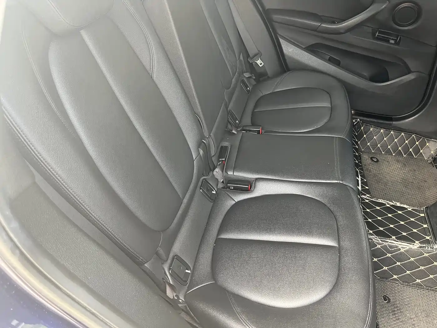 BMW X1 2019 sDrive20Li Leading Model фото 9