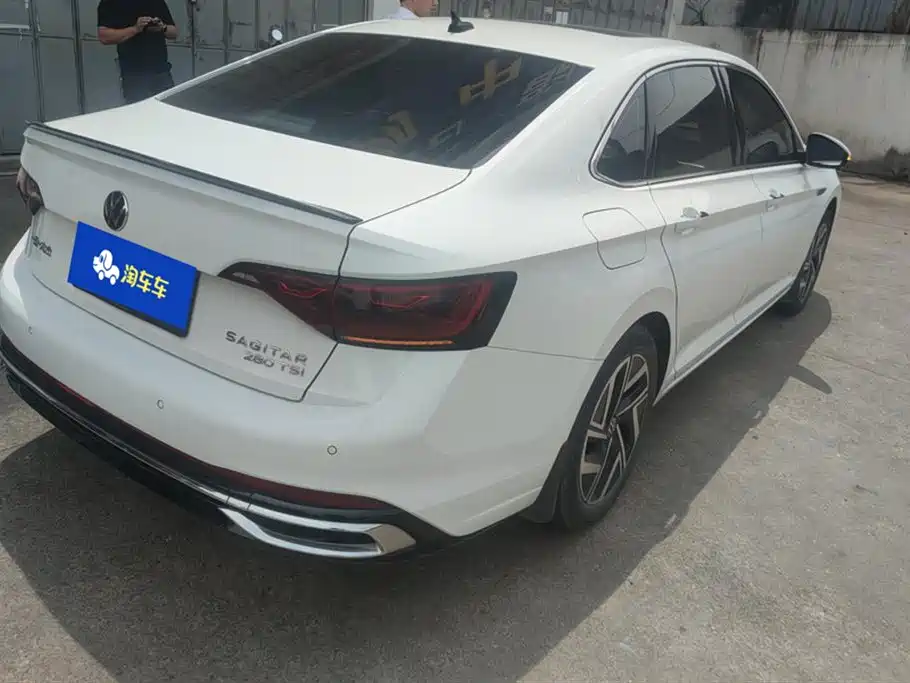 Volkswagen Sagitar 2023 280TSI DSG Surpass Plus Edition фото 3