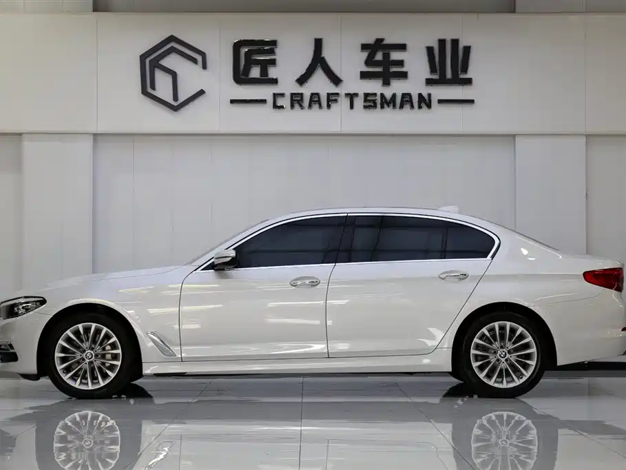 BMW 5 Series 2018 530Li Leading Luxury Package фото 4