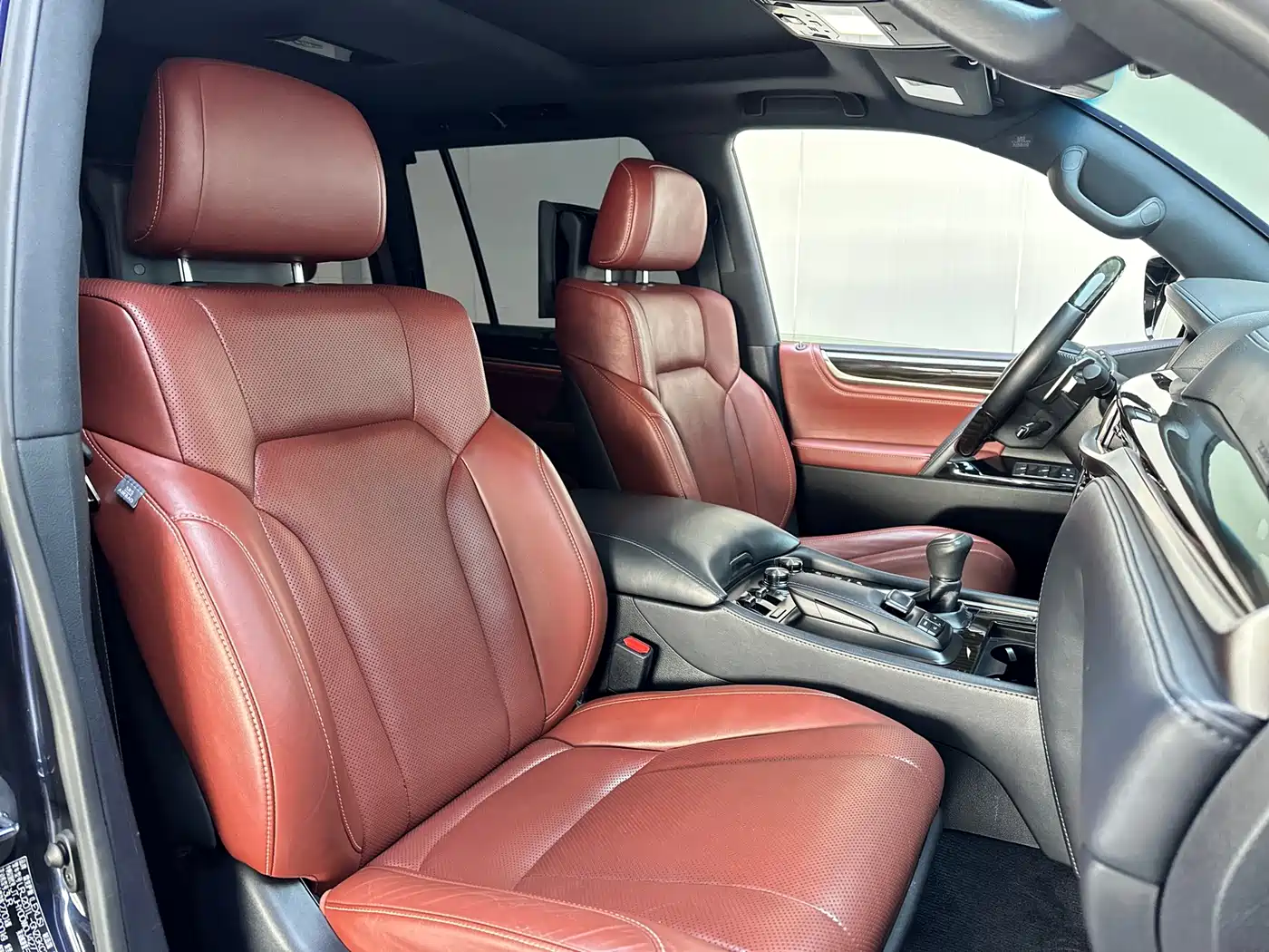 Lexus LX 2017 570 Dynamic Luxury фото 13