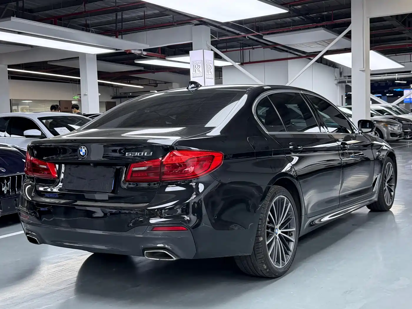 BMW 5 Series 2020 530Li Leading M Sport Package фото 20