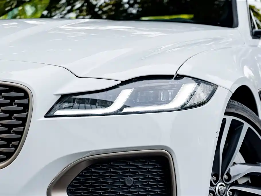 JAGUAR XFL