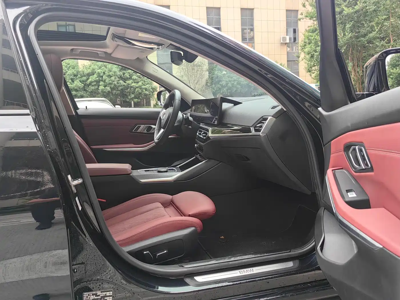 BMW i3 2024 eDrive 40 L Night Sport Package фото 10