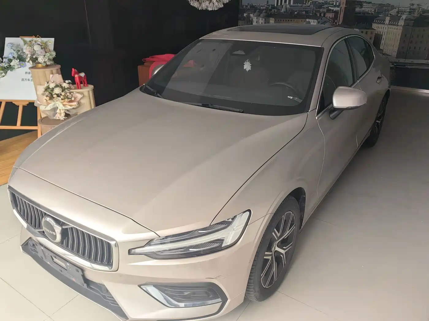 Volvo S60 2025 2025 B4 Smart Elite Luxury Edition