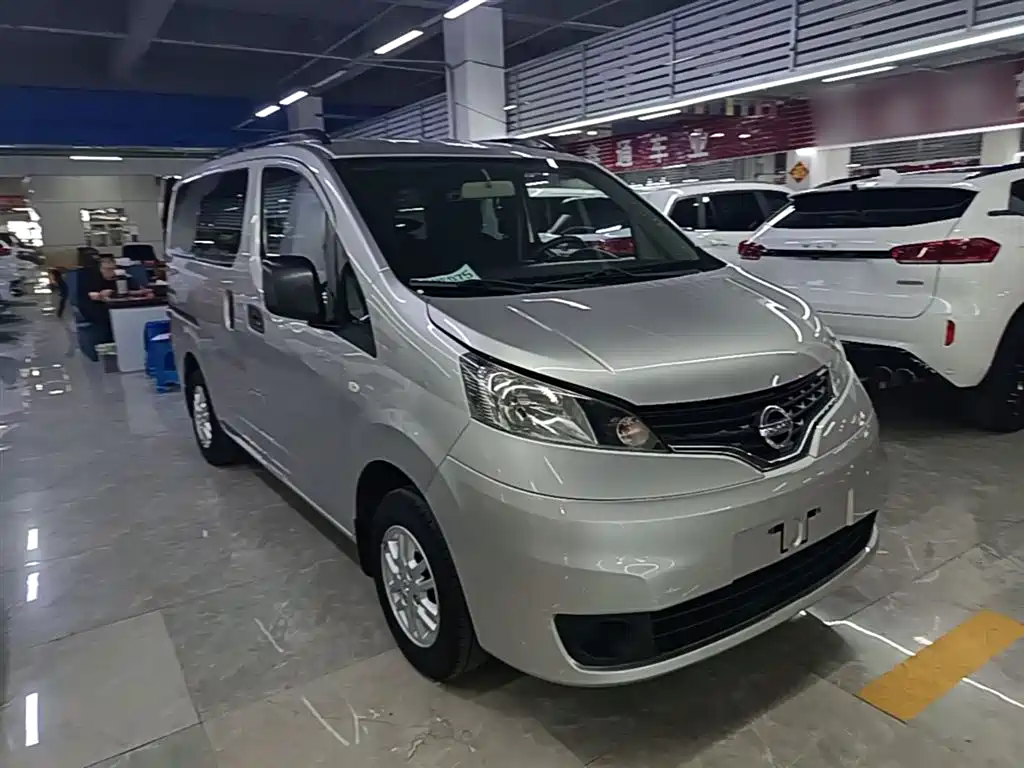 Nissan NV200 2014 2013 1.6L Luxury (China IV)