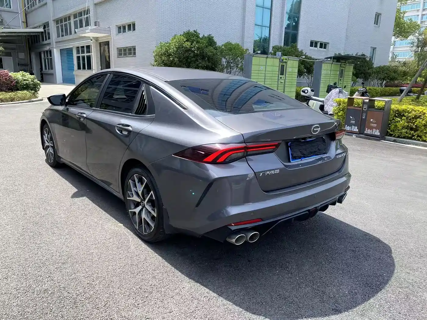 GAC Trumpchi Trumpchi Emkoo 2021 270T DCT J10 Sprinter Edition фото 7