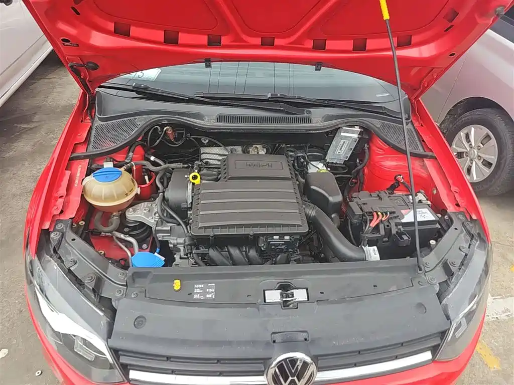 Volkswagen Polo 2018 1.5L Manual Safe Drive фото 20