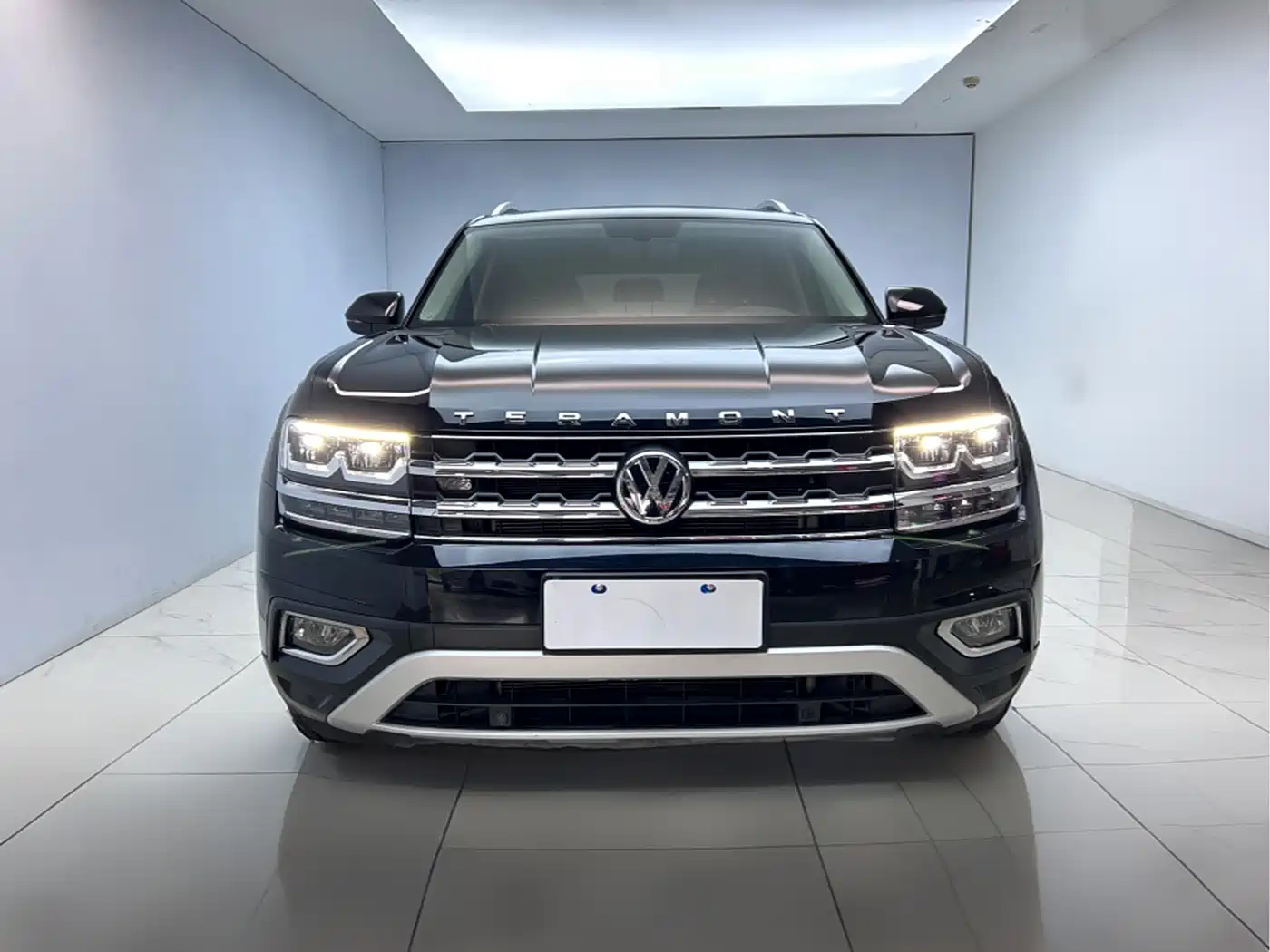 Volkswagen Teramont 2020 380TSI 4WD Luxury Edition China VI фото 2