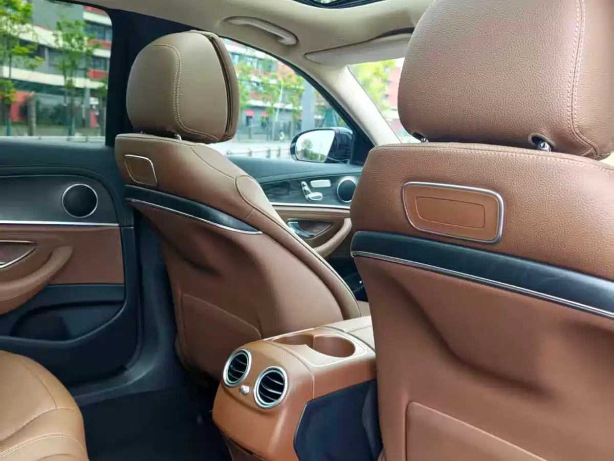 Mercedes-Benz E-Class 2018 E 200 L Sport фото 19