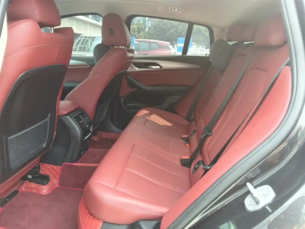 BMW X4 2022 xDrive 30i M Sport Package фото 10