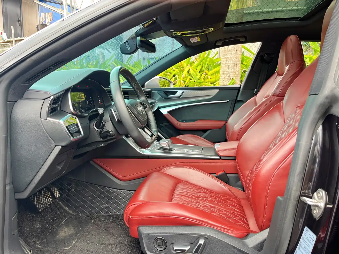 Audi A7L 2024 45 TFSI quattro Black Warrior Edition фото 4