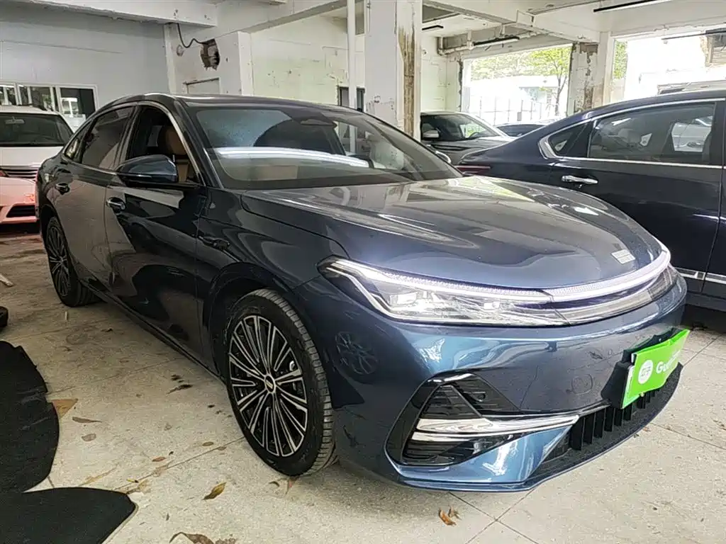Geely Galaxy Galaxy A7 2025 EM-i фото 4