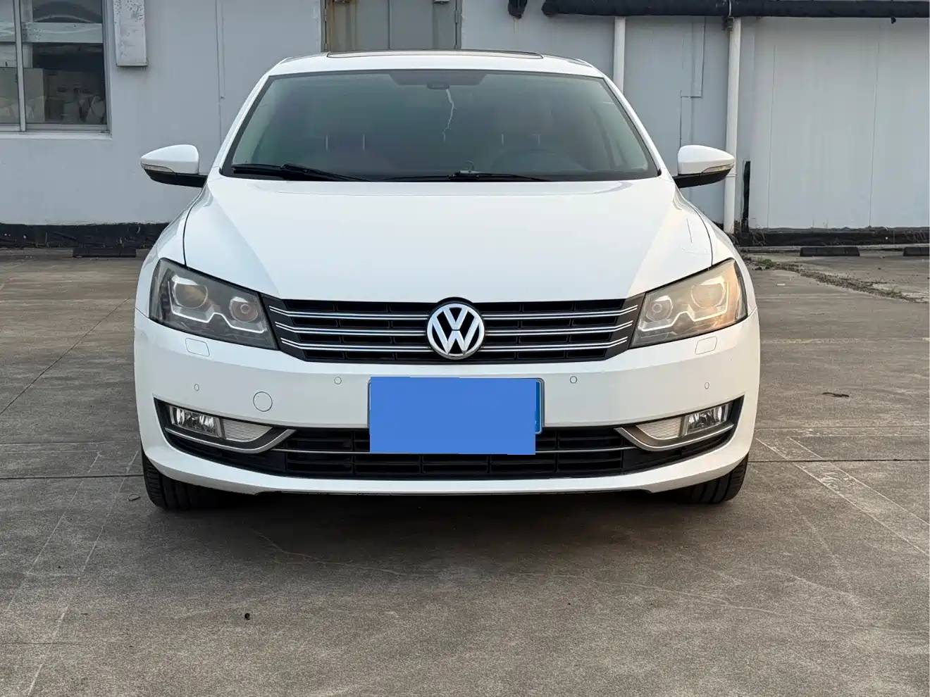 Volkswagen Passat 2014 1.8TSI DSG Executive Edition фото 2