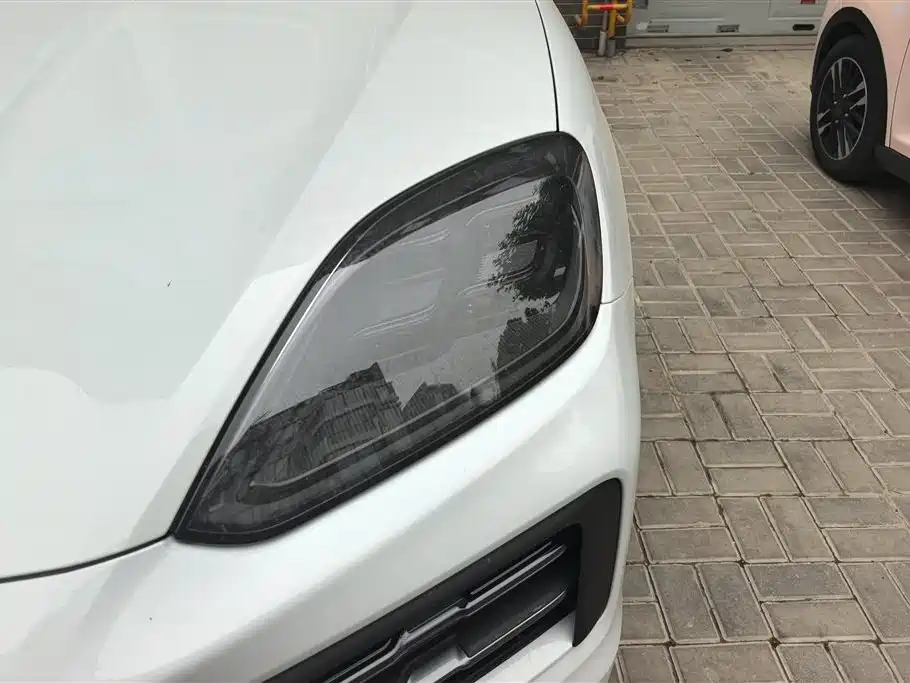 Porsche Cayenne 2025 Cayenne 3.0T Dream Chaser Edition фото 5