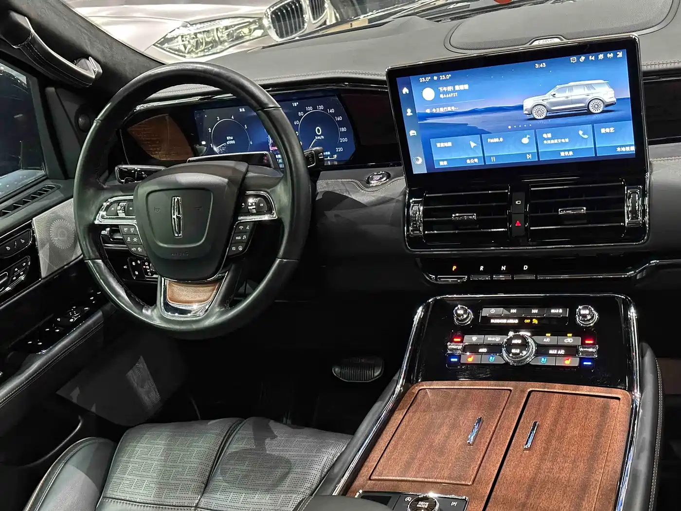 Lincoln Navigator 2022 3.5T Centennial Limited Edition фото 19