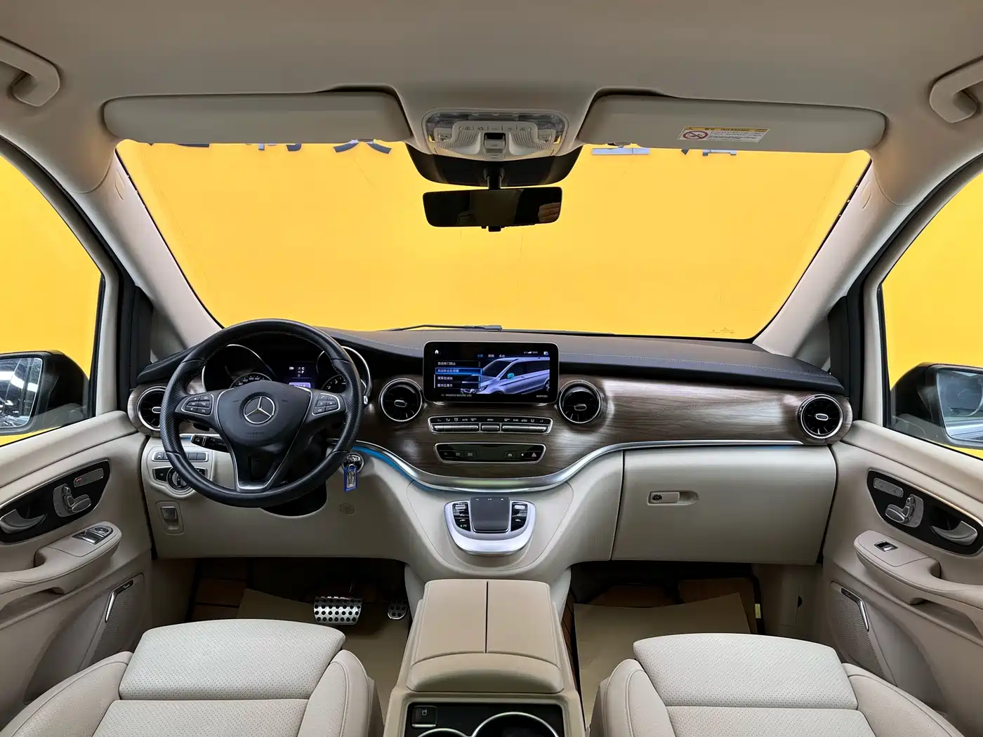 MERCEDES-BENZ V CLASS