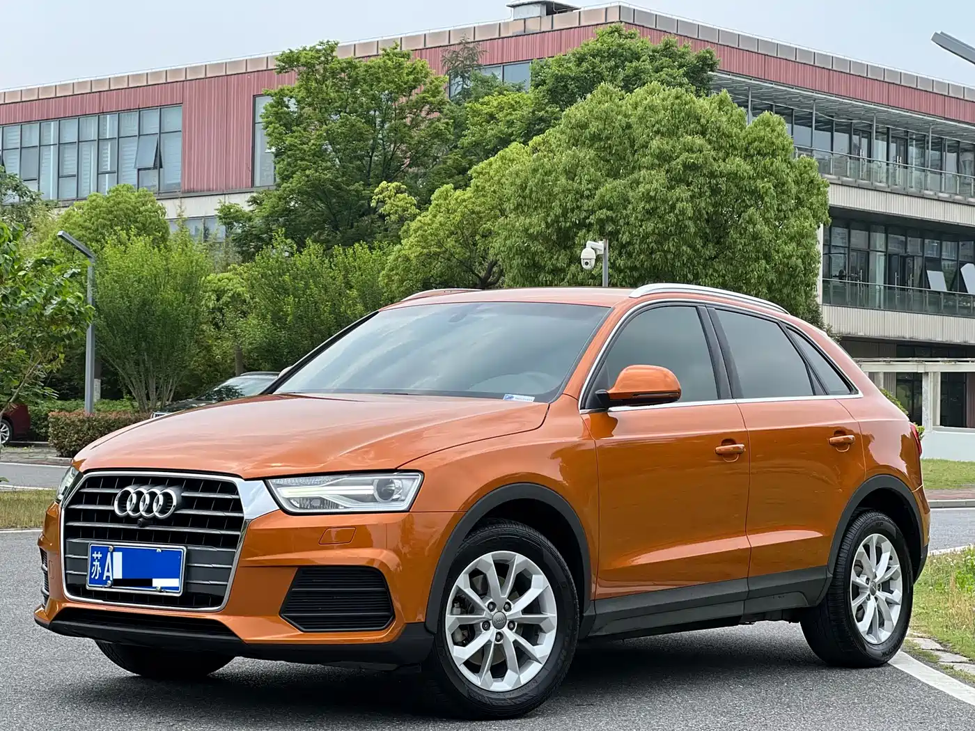 Audi Q3 2016 30 TFSI Standard