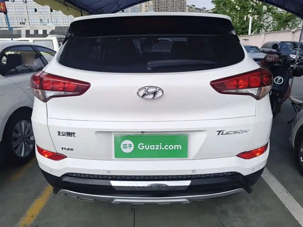 Hyundai Tucson 2015 1.6T Dual Clutch 2WD Smart фото 6