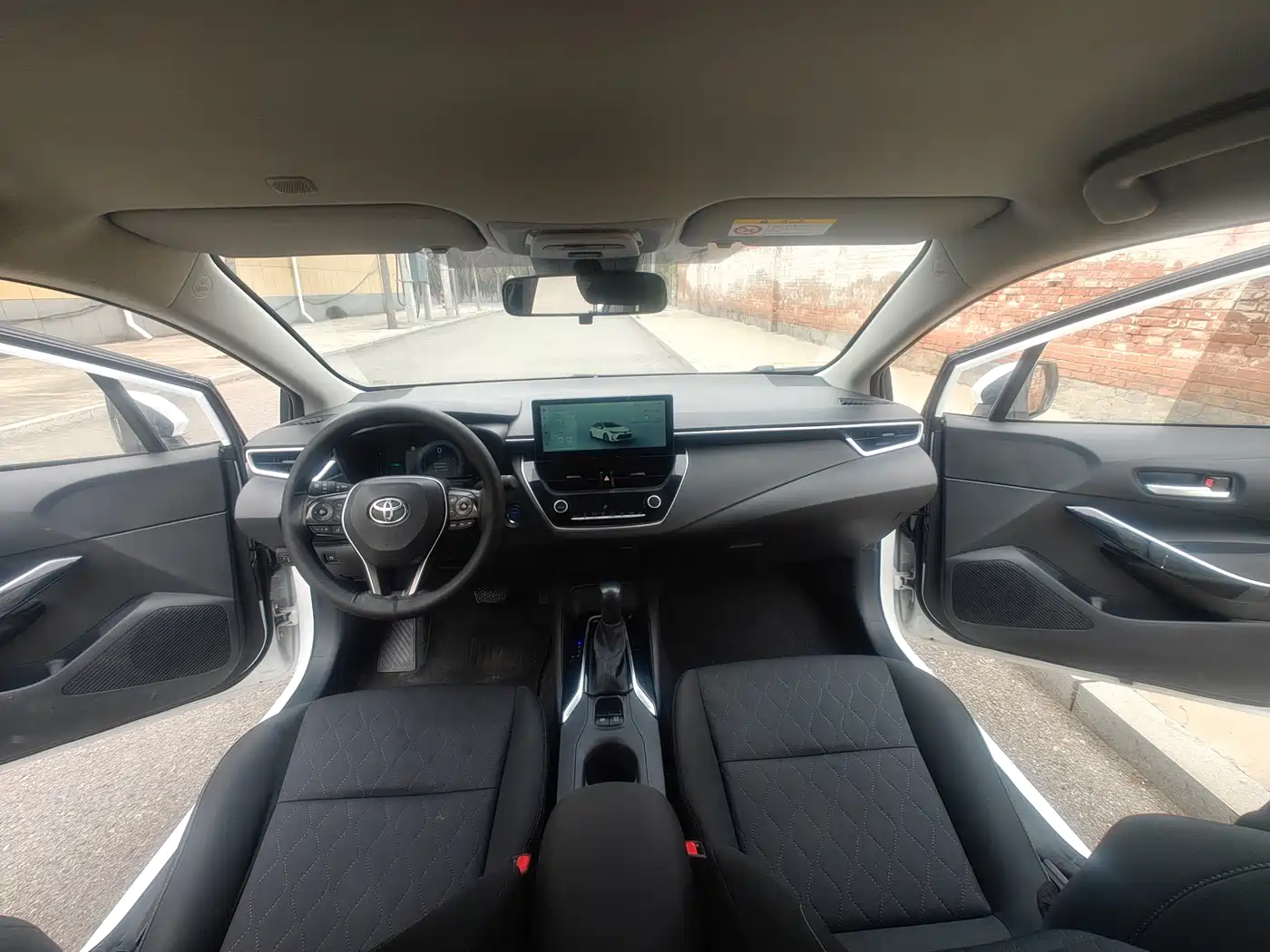 Toyota Corolla 2023 1.8L Smart Hybrid Dual Engine Elite Edition фото 10