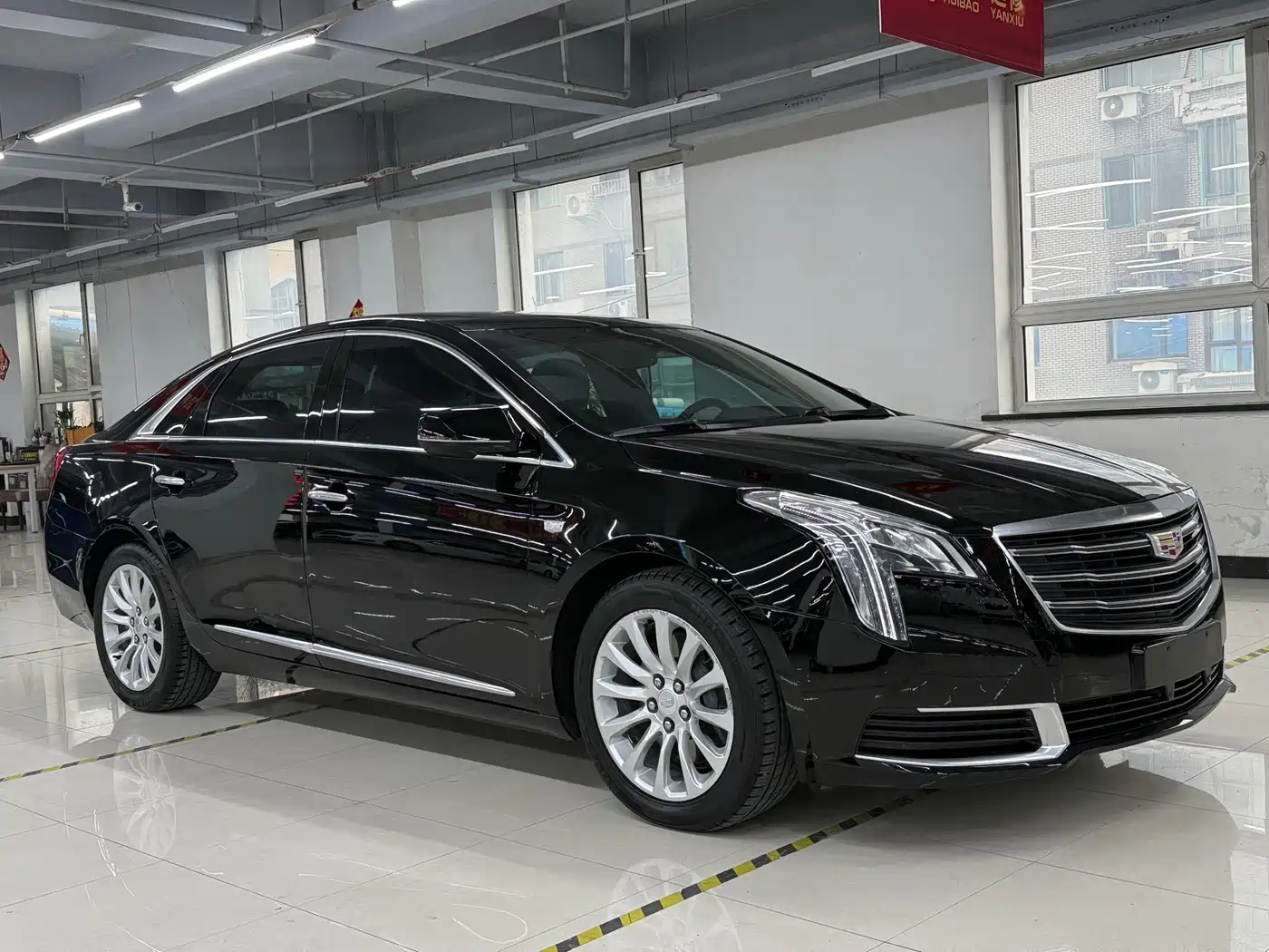Cadillac XTS 2018 28T Technology фото 3