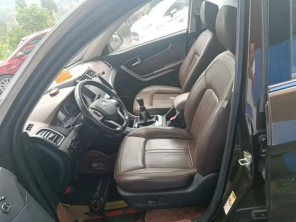 Landwind X5 2016 2016 Plus 1.5T Manual Pioneer Edition