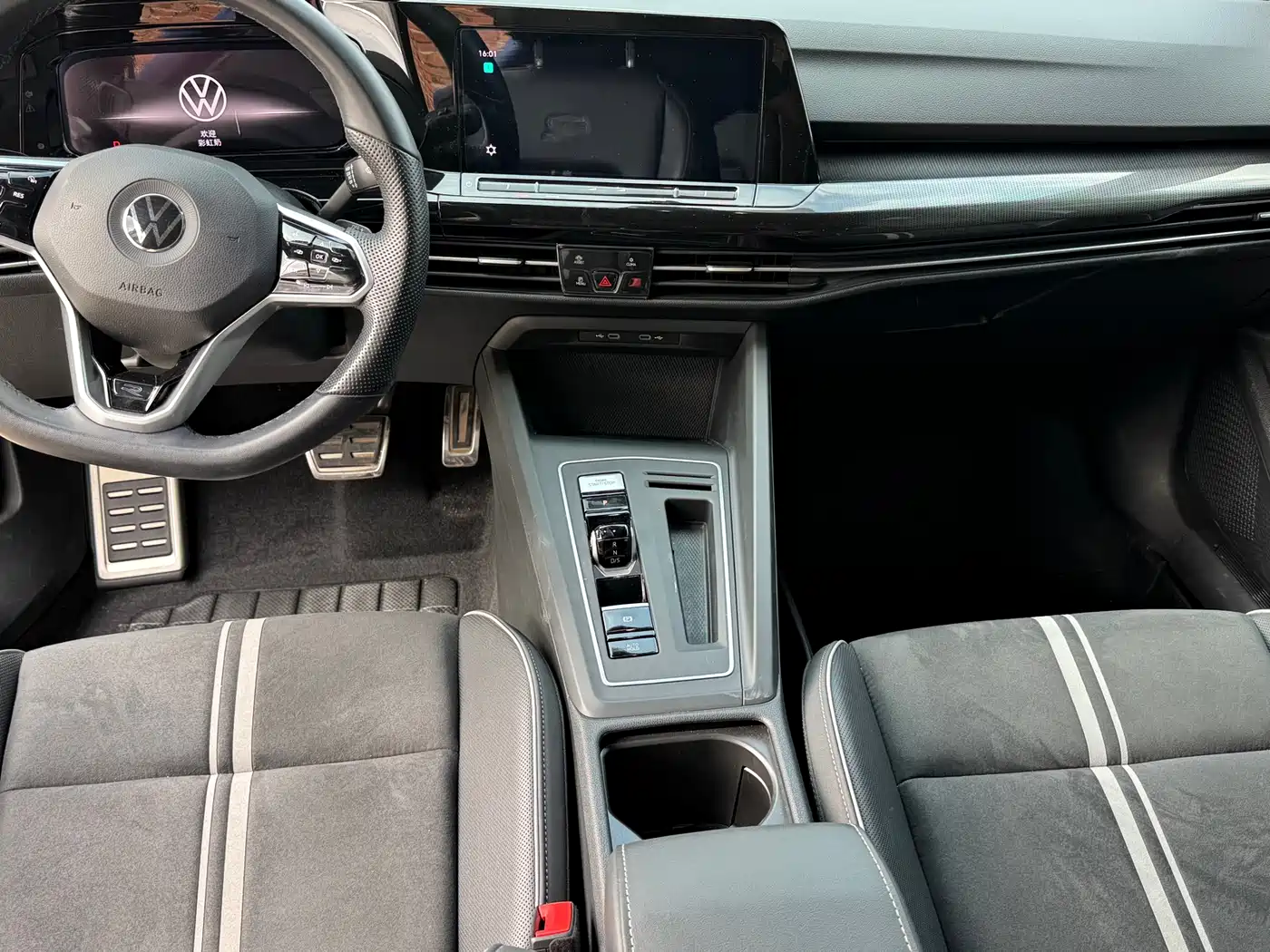 Volkswagen Golf 2021 280TSI DSG R-Line фото 6