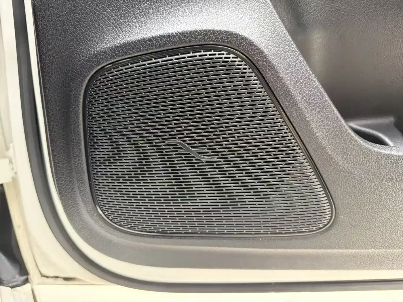 Mercedes-Benz A-Class 2019 Facelift A 200 L Sports Sedan фото 18