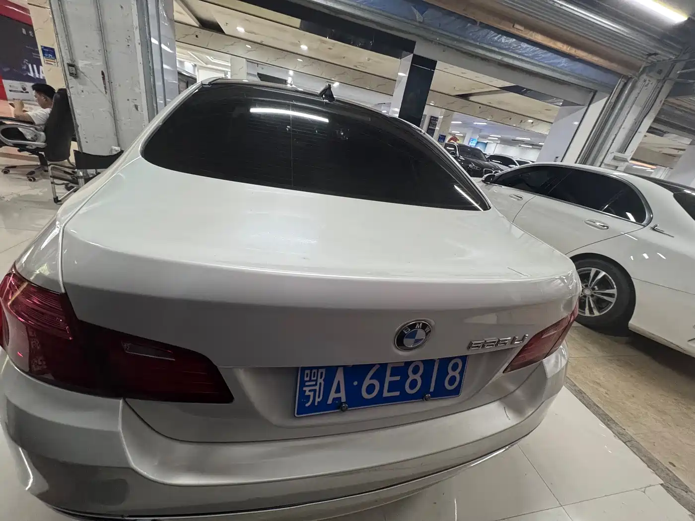 BMW 5 Series 2014 525Li Luxury Design Package фото 8