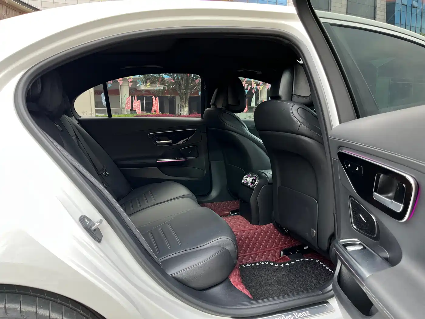 Mercedes-Benz C-Class 2024 Second Facelift C 260 L Sport фото 11