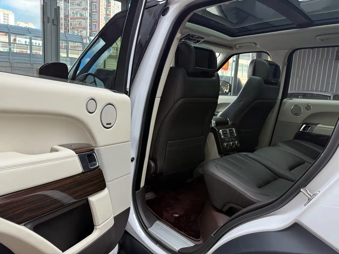 Land Rover Range Rover 2014 3.0 TDV6 Vogue фото 13