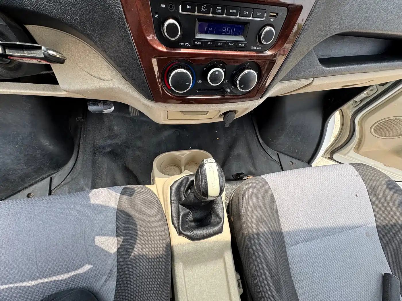 CHANGAN CHANGAN RUIXING EM80