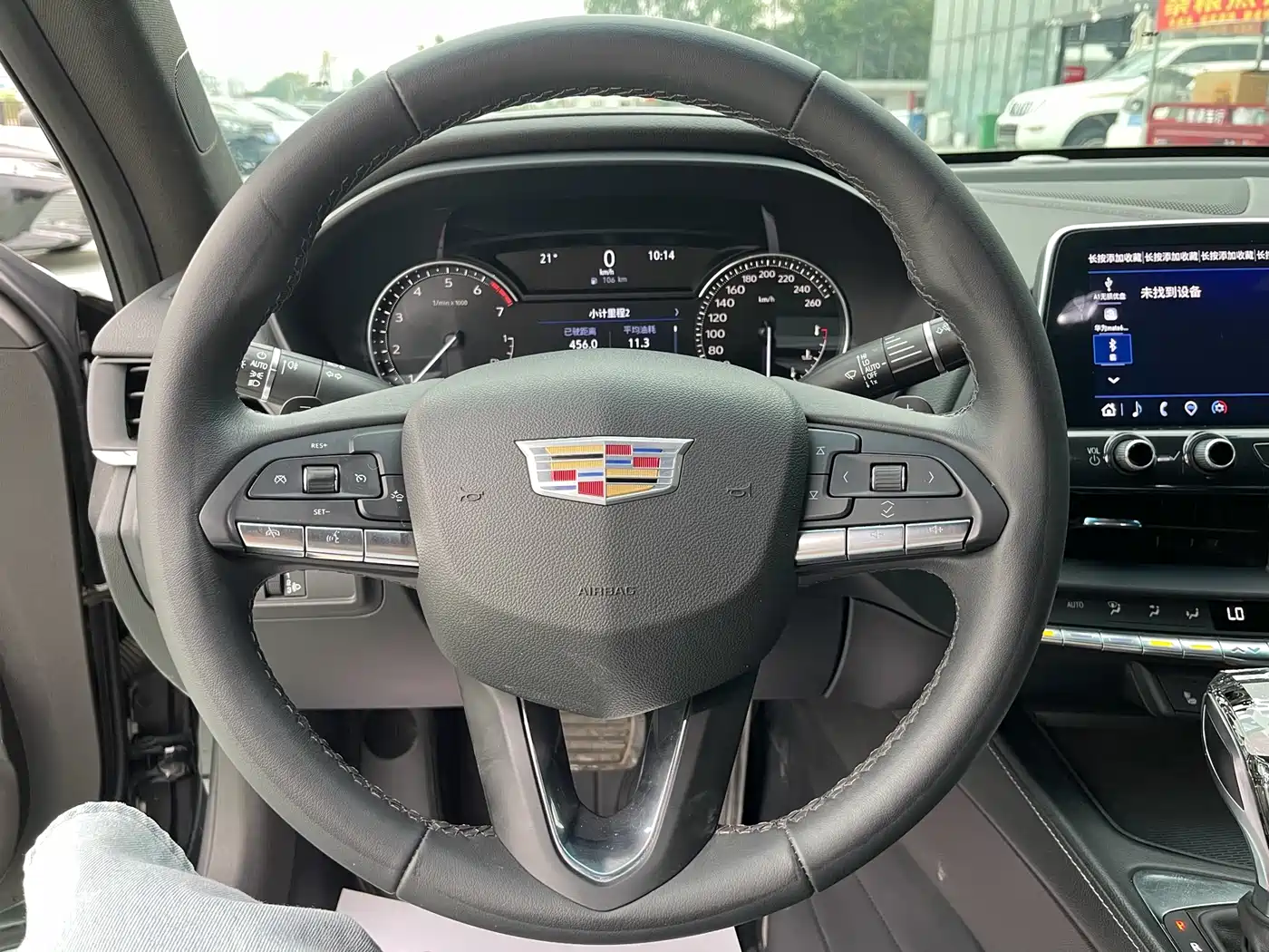 CADILLAC CT4