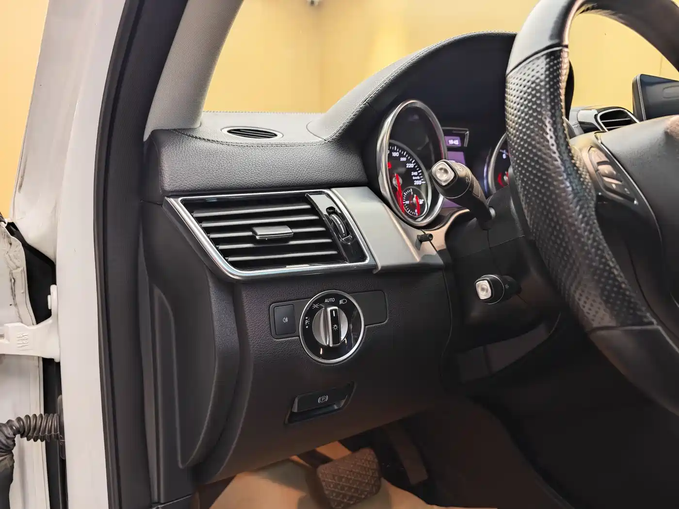 Mercedes-Benz GLE Coupe 2018 GLE 400 4MATIC Coupe SUV фото 11