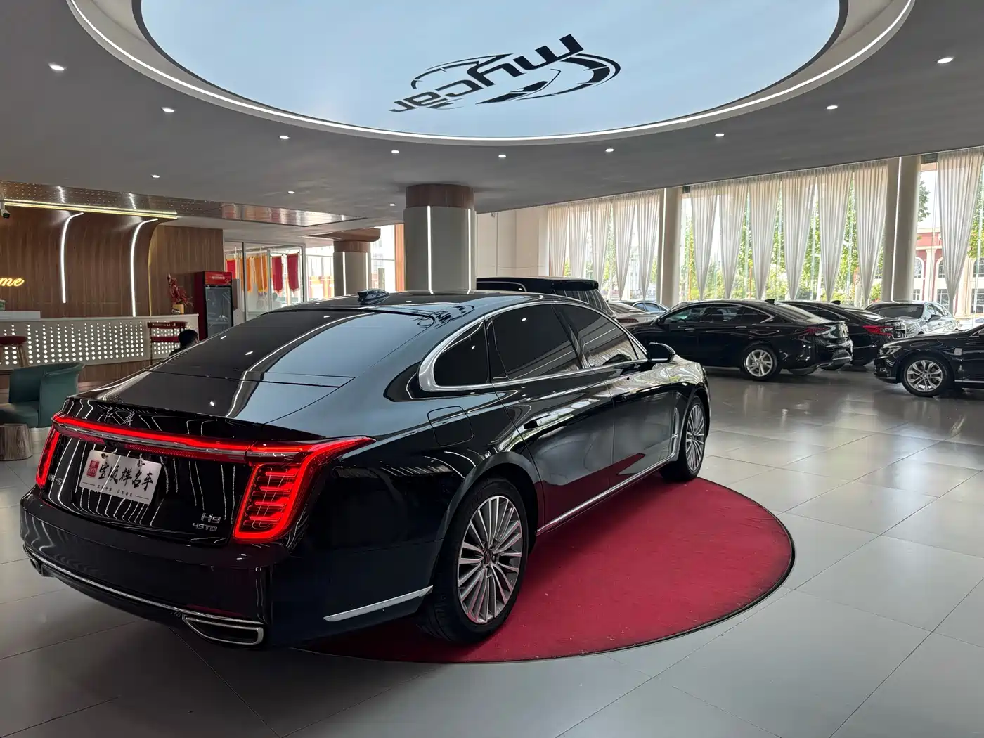 Hongqi H9 2020 2.0T Smart Connection Qi Chang Edition фото 5