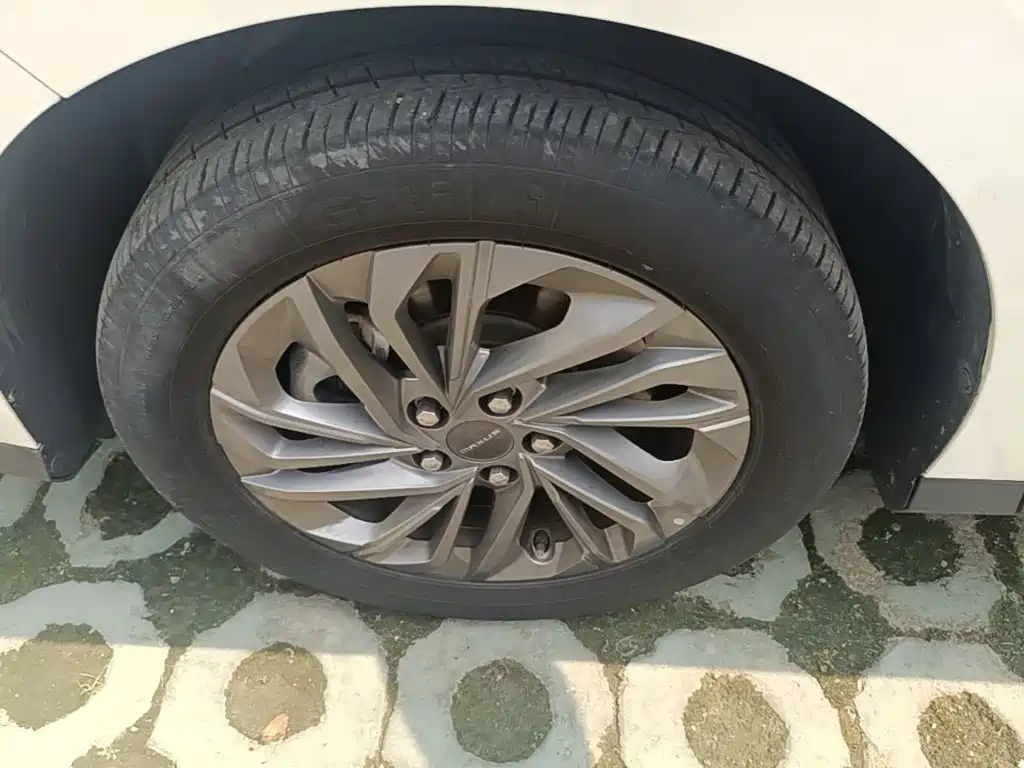 SAIC Maxus Maxus G50 2023 2023 Model PLUS 1.5T Happiness Recommended Auto Cruise Edition