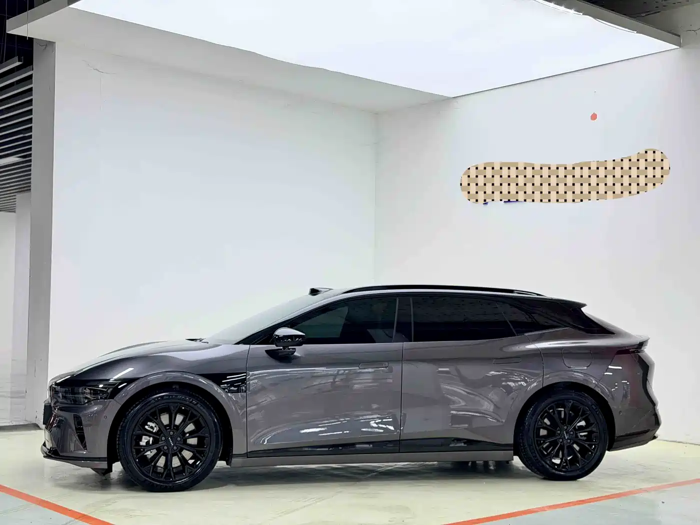 ZEEKR EXTREME KRYPTON 007GT