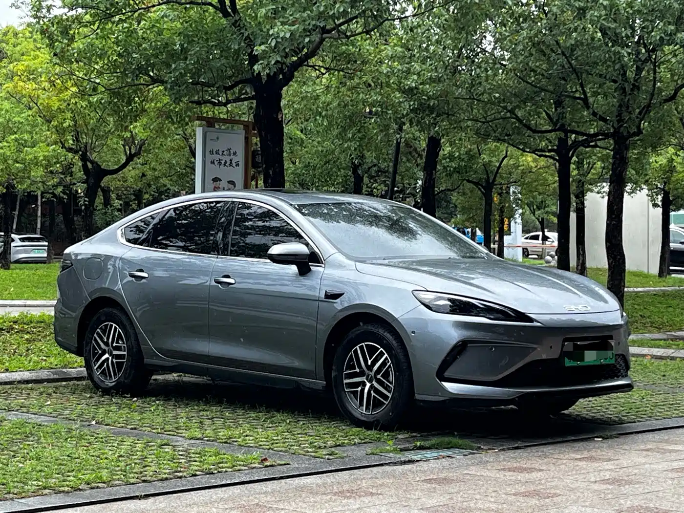 BYD Hai Bao 05 DM-i 2025 DM-i Smart Driving Edition 120KM Flagship фото 3