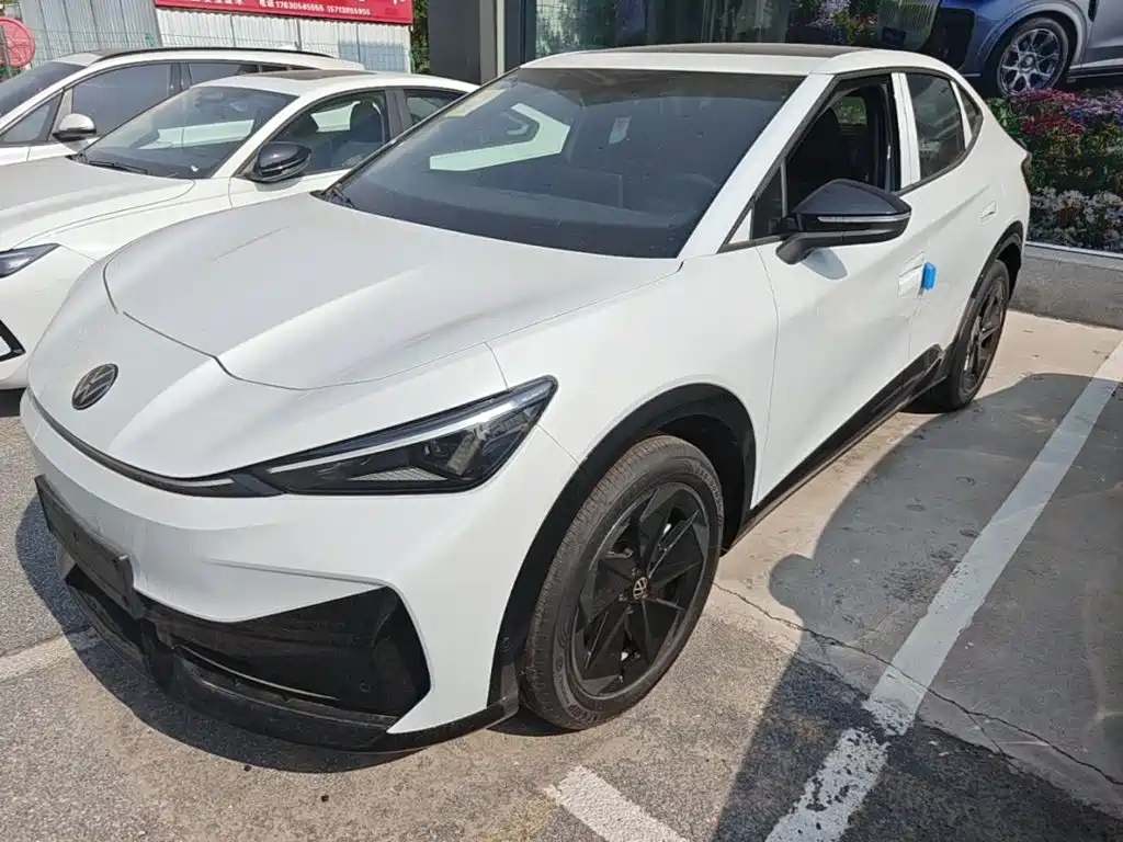 Volkswagen ID. UNYX 06 2025