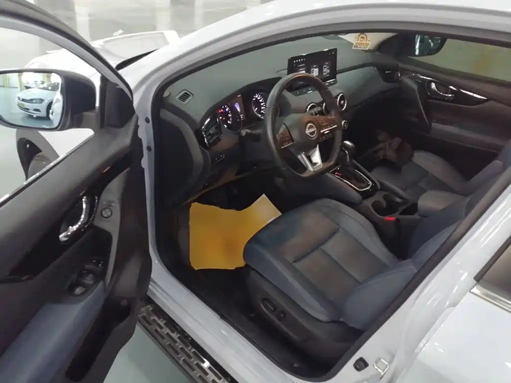 Nissan Qashqai 2024 2025 Honor 2.0L CVT XV+ Leading Edition