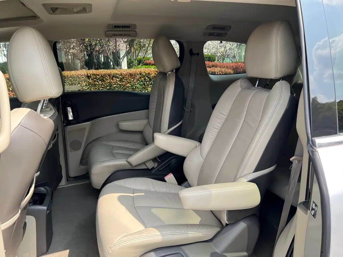 Buick GL8 2011 3.0L GT Luxury Business Elegance Edition фото 14