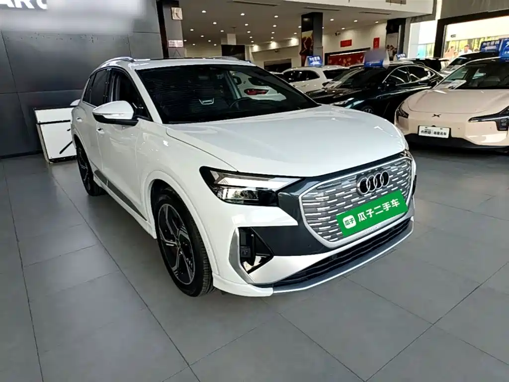 Audi Q4 e-tron 2023 40 e-tron Innovation Edition фото 4