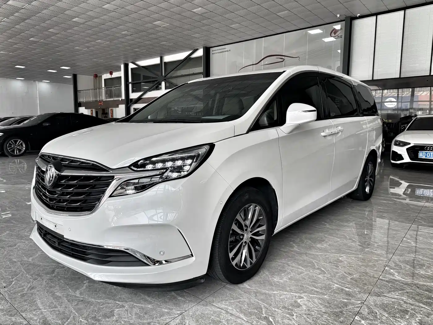 BUICK GL8