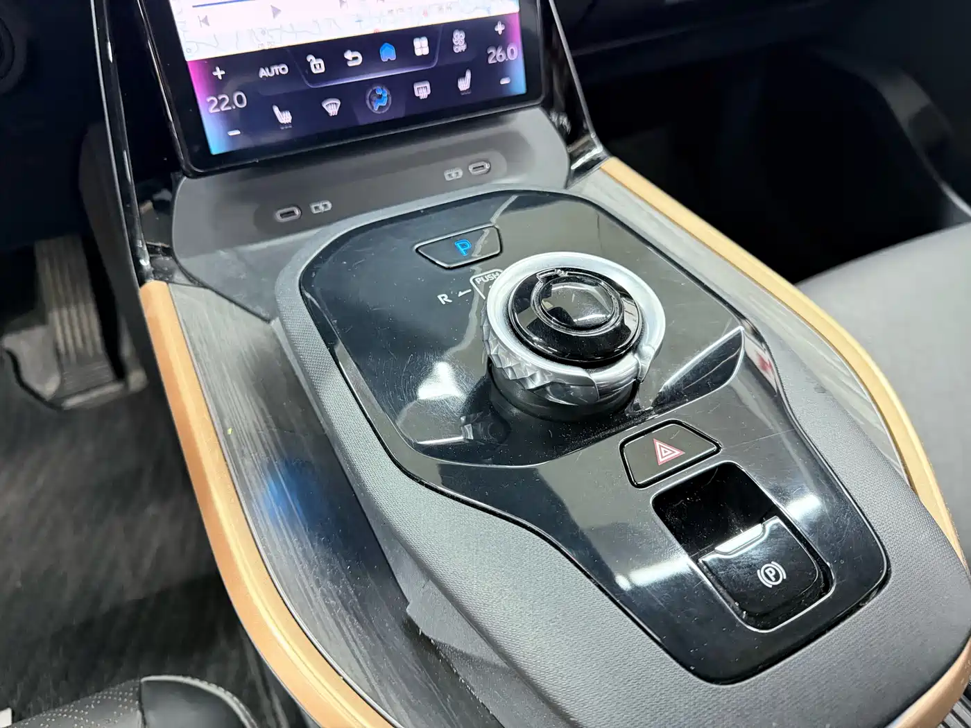 Toyota bZ3 2023 616km Long Range Premium фото 16