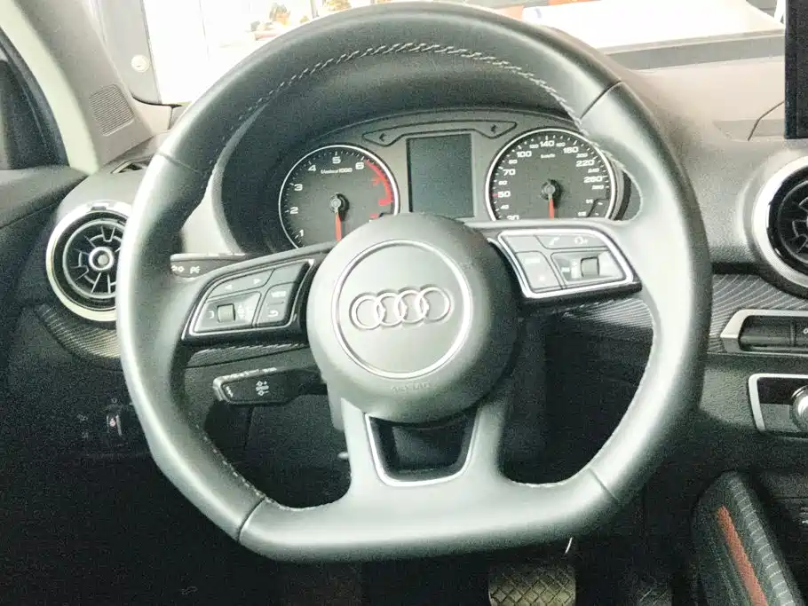 Audi Q2L 2024 2023 35TFSI Progressive Dynamic