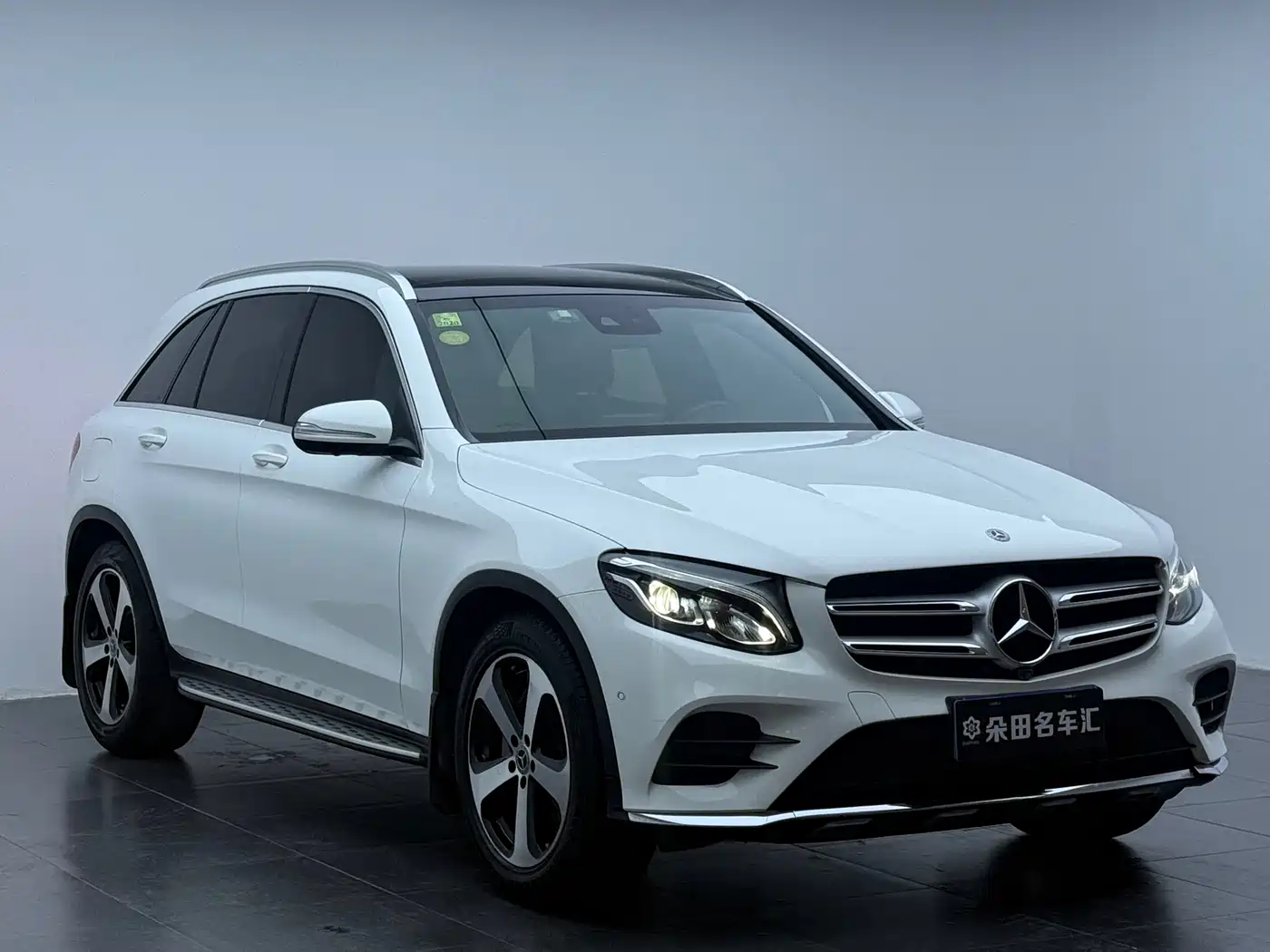 Mercedes-Benz GLC 2018 Facelift GLC 260 4MATIC Luxury фото 3