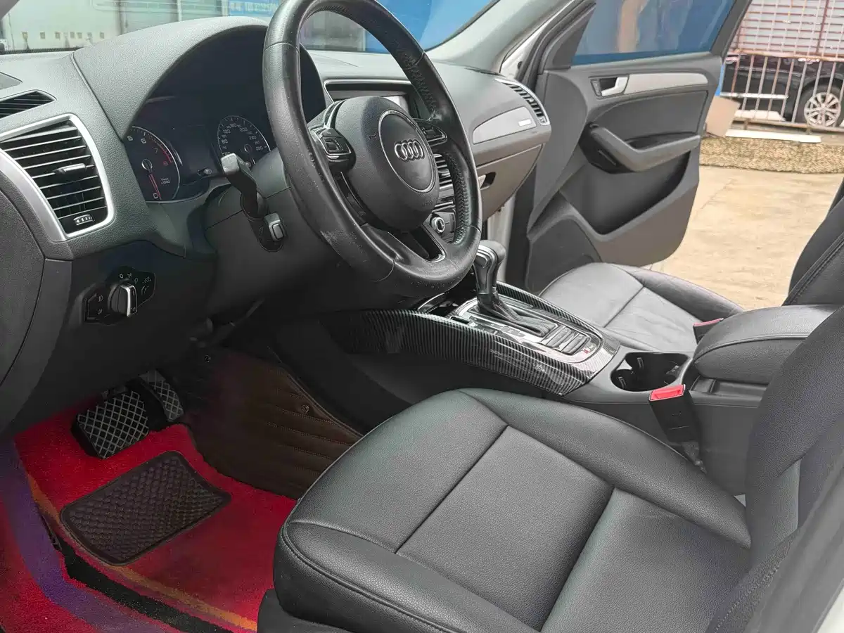 Фото 4 - Audi Q5